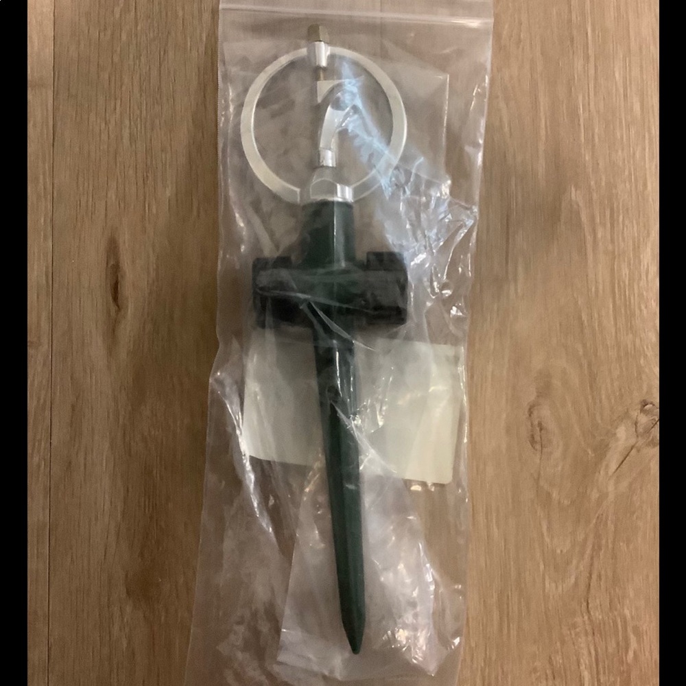 Sprinkler Stake with Spinning Head - Picture 2 of 2
